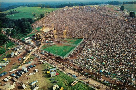 topless woodstock|21 Photo Showing How Wild Woodstock Really Got 